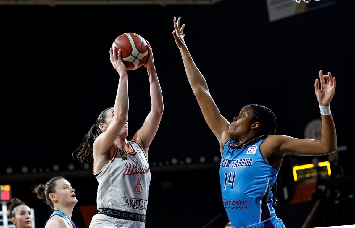 ING Kadınlar Basketbol Süper Ligi'nin 21. haftasında ÇİMSA ÇBK Mersin ile İlkem Yapı Tarsus Spor...
