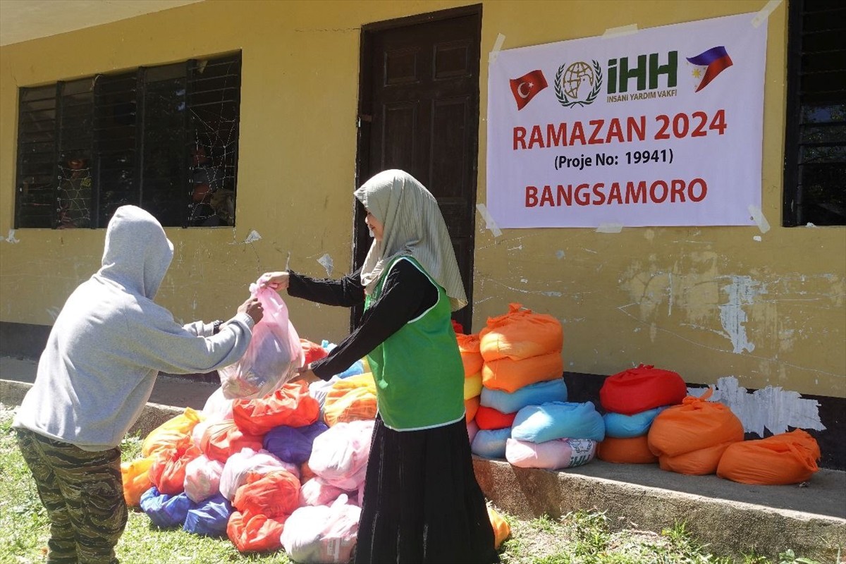  İnsan Hak ve Hürriyetleri (İHH) İnsani Yardım Vakfı Kadın Birimi, 2024'te kadın gönüllülerin...