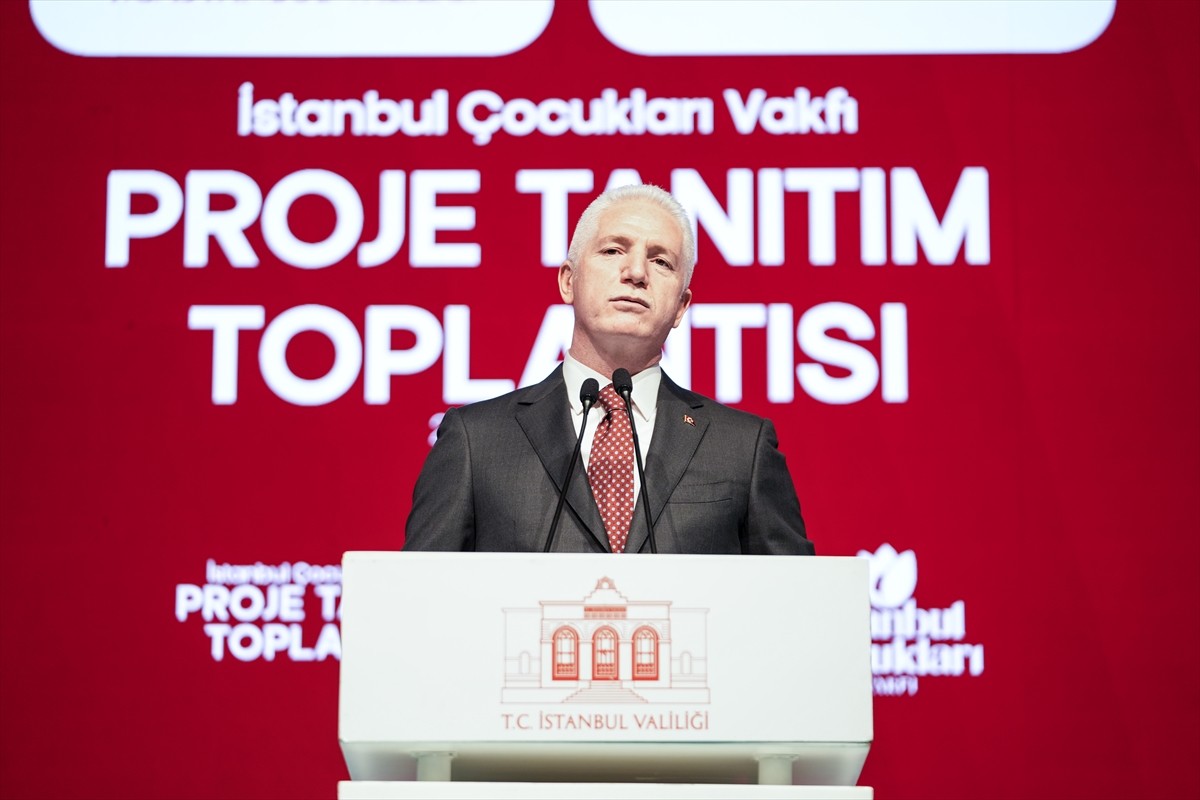 İstanbul Çocukları Vakfınca hazırlanan 12 projenin tanıtım toplantısı, Şişli'deki bir otelde...