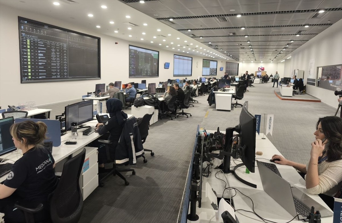 İstanbul Havalimanı İşletmecisi İGA, Havalimanı Operasyon Kontrol Merkezi'ni (APOC) ve yaptığı...