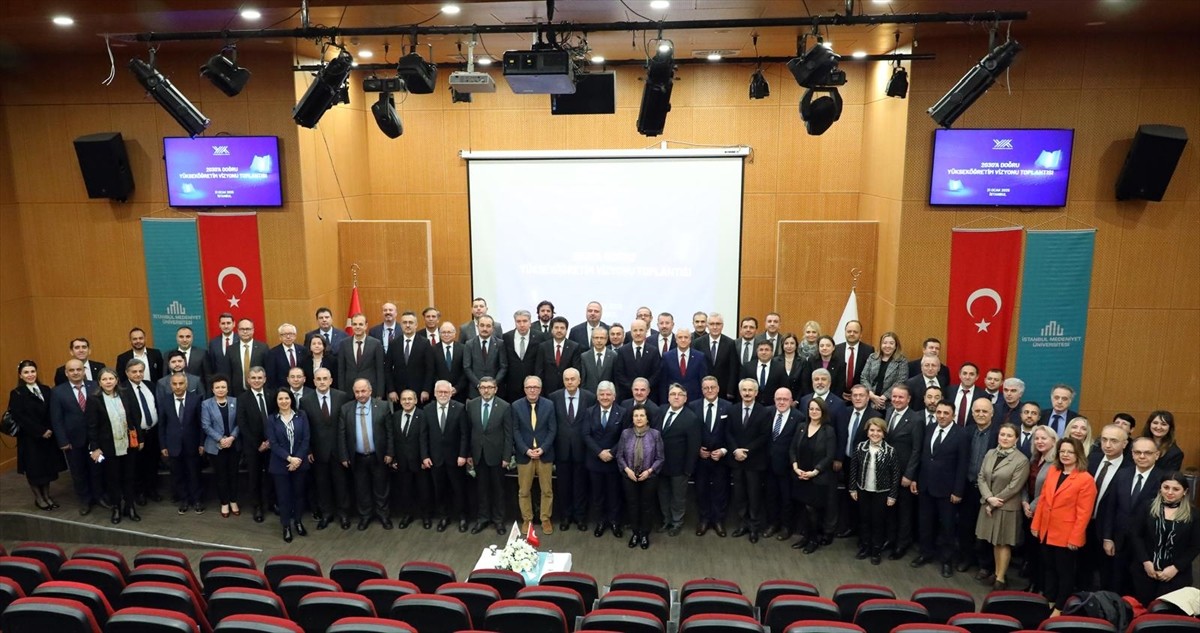 İstanbul Medeniyet Üniversitesi'nde beşincisi düzenlenen "2030'a Doğru Yükseköğretim Vizyonu...