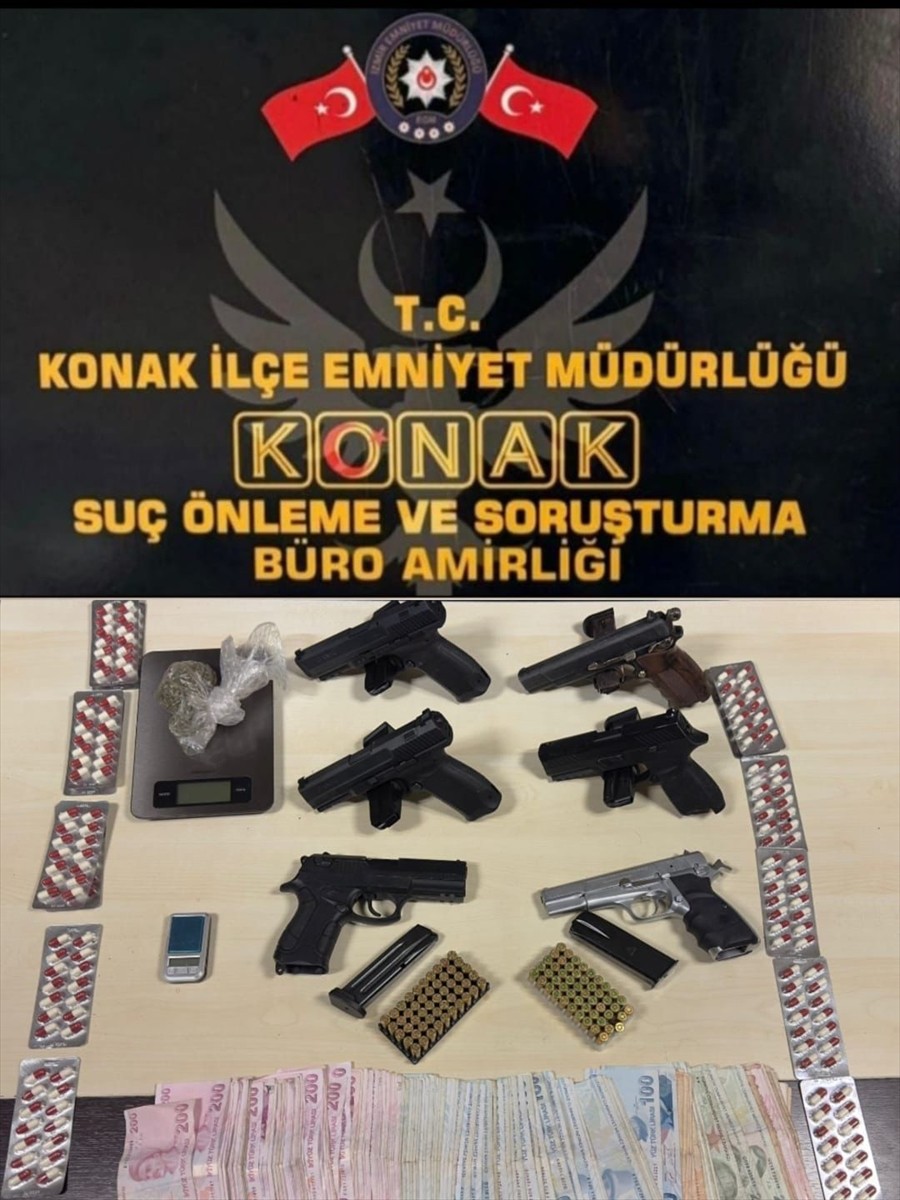 İzmir'in Konak ilçesinde kenevir yetiştirmek için evinin bir odasına sera kurduğu belirlenen zanlı...