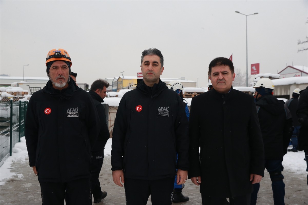 Kayseri İl Afet ve Acil Durum Müdürlüğünce Türk Telekom ve polis ekiplerine yönelik arama kurtarma...