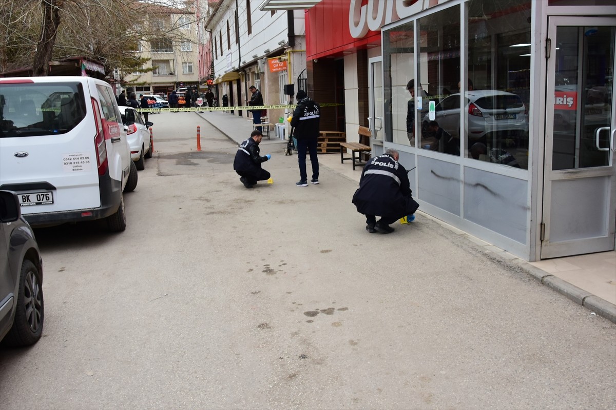 Kırıkkale'de, 1 kişinin yaralandığı silahlı kavgaya ilişkin 5 şüpheli gözaltına...