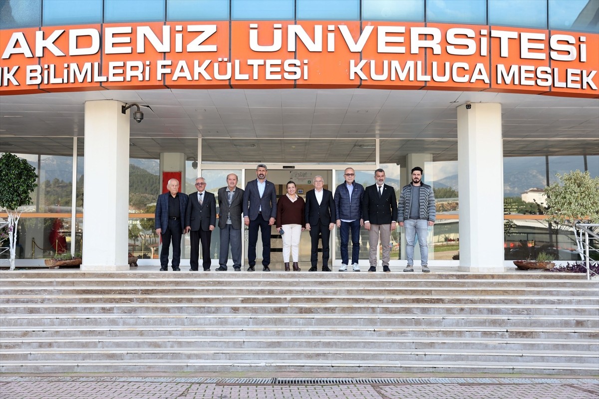 Kumluca Belediye Başkanı Mesut Avcıoğlu, Akdeniz Üniversitesi Kumluca Sağlık Bilimleri...