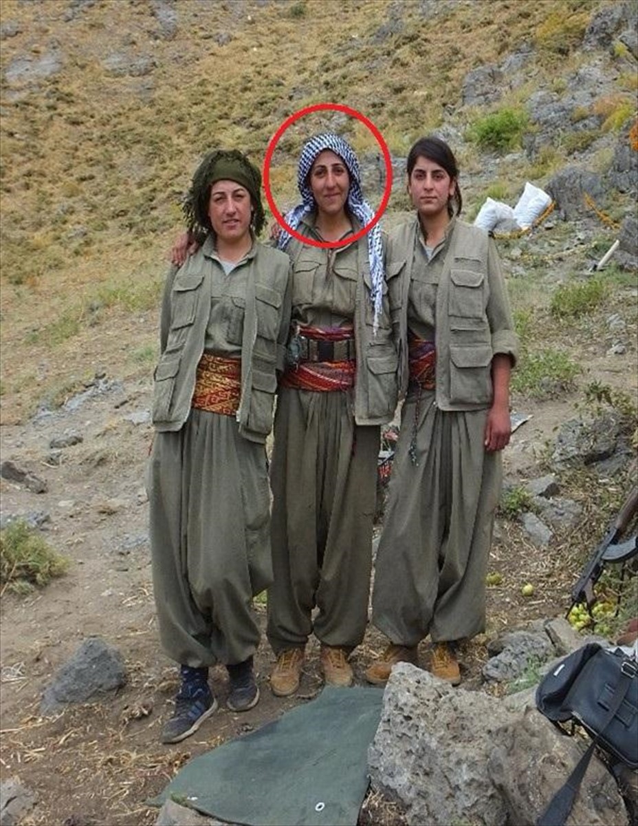 Milli İstihbarat Teşkilatı (MİT), PKK/KCK'lı teröristler Zehra Sebat ve Serhat Erdoğan'ı Irak'ın...