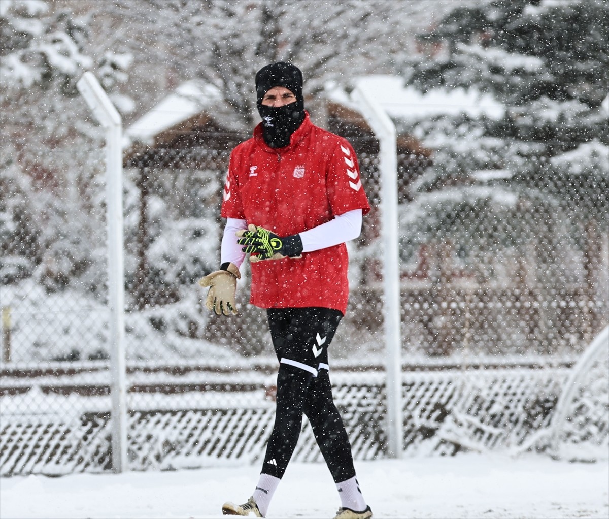 Net Global Sivasspor, Trendyol Süper Lig'in 23. haftasında 8 Şubat Cumartesi günü sahasında...
