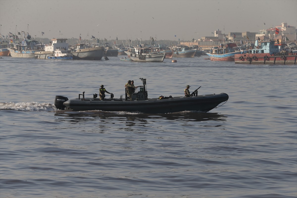 Pakistan'ın ev sahipliğinde Umman Denizi'nde gerçekleştirilen AMAN-2025 Deniz Tatbikatı, 60...