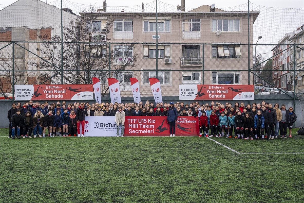 "BtcTurk ile Yeni Nesil Sahada" projesi kapsamında Türkiye Futbol Federasyonuna (TFF) bağlı 14...