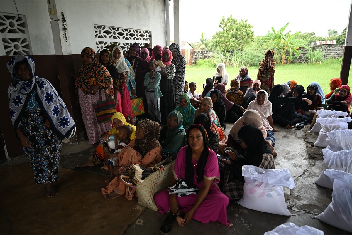 Sadece İnsan Uluslararası Yardım Derneği, "Ramazan Paylaşınca Güzel" projesi kapsamında...