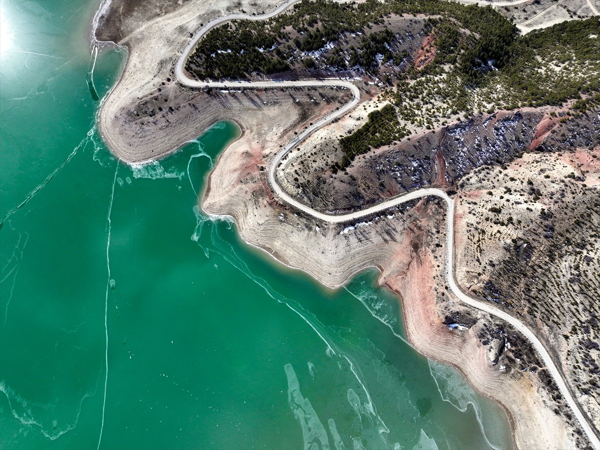 Sonbahar ve kış mevsiminin yağış kıtlığıyla geçtiği Konya Ovası'nda, göl, gölet ve baraj gibi...