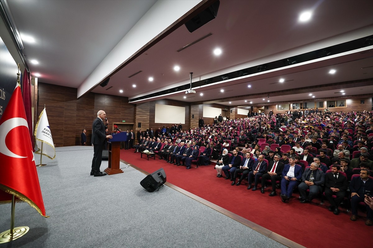 TBMM Başkanı Numan Kurtulmuş, Kartal Anadolu İmam Hatip Lisesi (AİHL) Meclis Simülasyonu...
