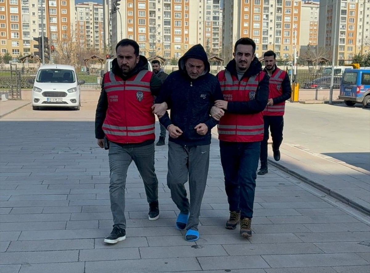 Tekirdağ'ın Çorlu ilçesinde kızını öldürdüğünü itiraf eden baba tutuklandı.