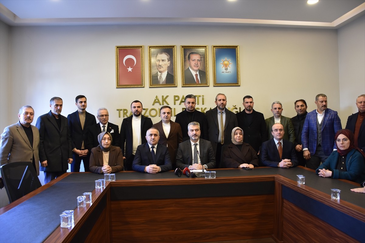 Trabzon, Ordu, Giresun, Artvin, Bayburt ve Gümüşhane'de AK Parti İl başkanlıklarınca "postmodern...