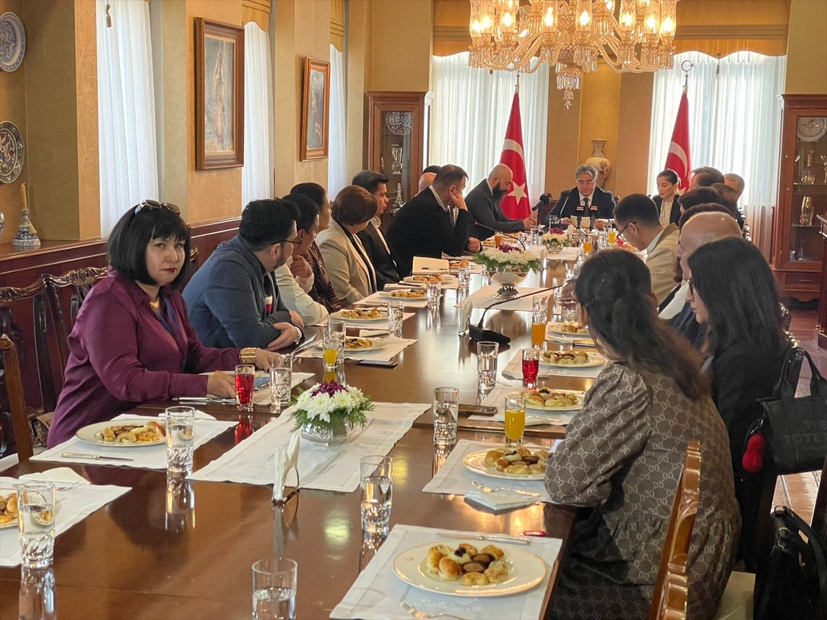 Türkiye'nin Aşkabat Büyükelçisi Ahmet Demirok, görevdeki bir yılını değerlendirmek için...