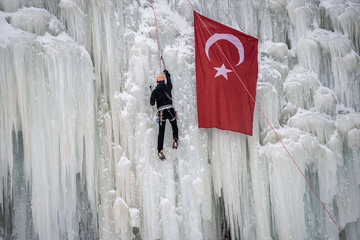 Türkiye Buz Duvarı Tırmanışı Şampiyonası Erzurum'da başladı. Türkiye Dağcılık Federasyonu ve...