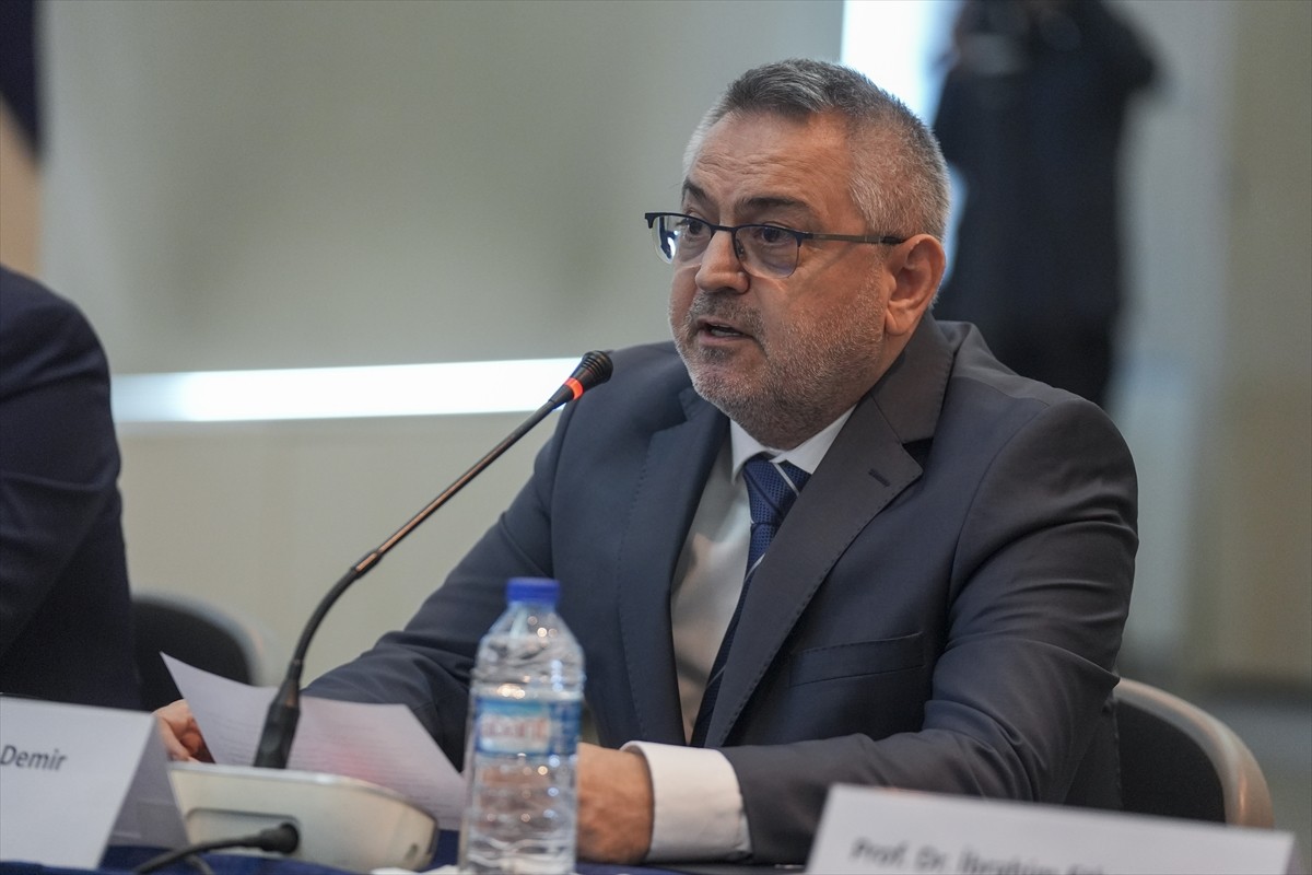 Türkiye Ekonomi Politikaları Araştırma Vakfı (TEPAV), başkent Ankara'da "Hocalı Olayları Işığında...