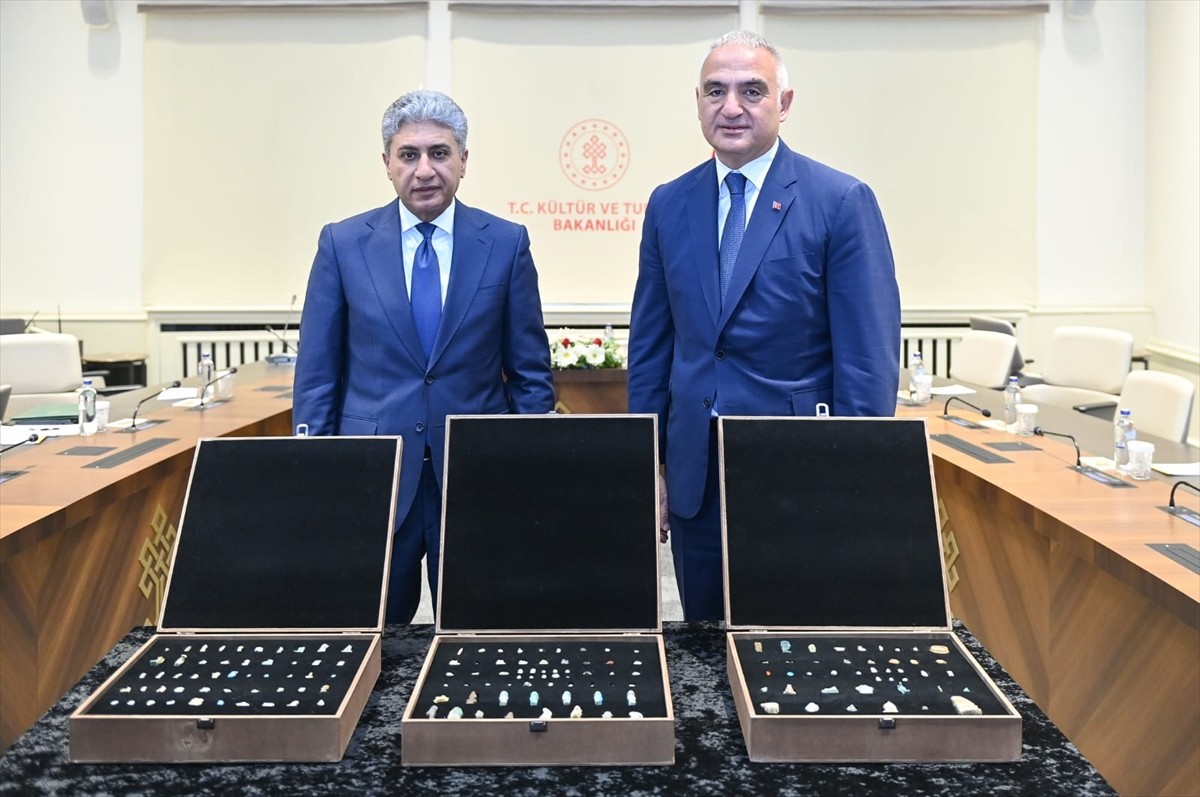 Türkiye ile Mısır Arap Cumhuriyeti arasındaki diplomatik ilişkilerin 100'üncü yılında Türkiye'den...