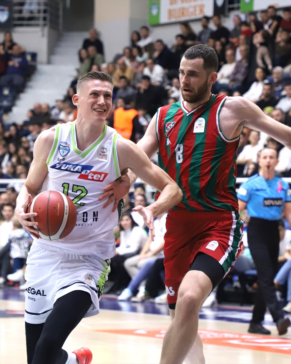 Türkiye Sigorta Basketbol Süper Ligi'nin 17. hafta maçında, Yukatel Merkezefendi Belediyesi Basket...
