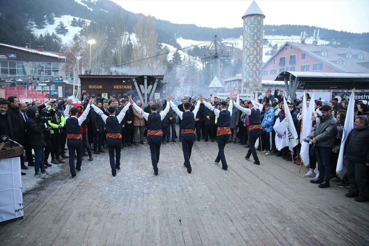 Türkiye Üniversite Sporları Federasyonu tarafından Erzurum'da düzenlenen Üniversiteler Arası Kış...