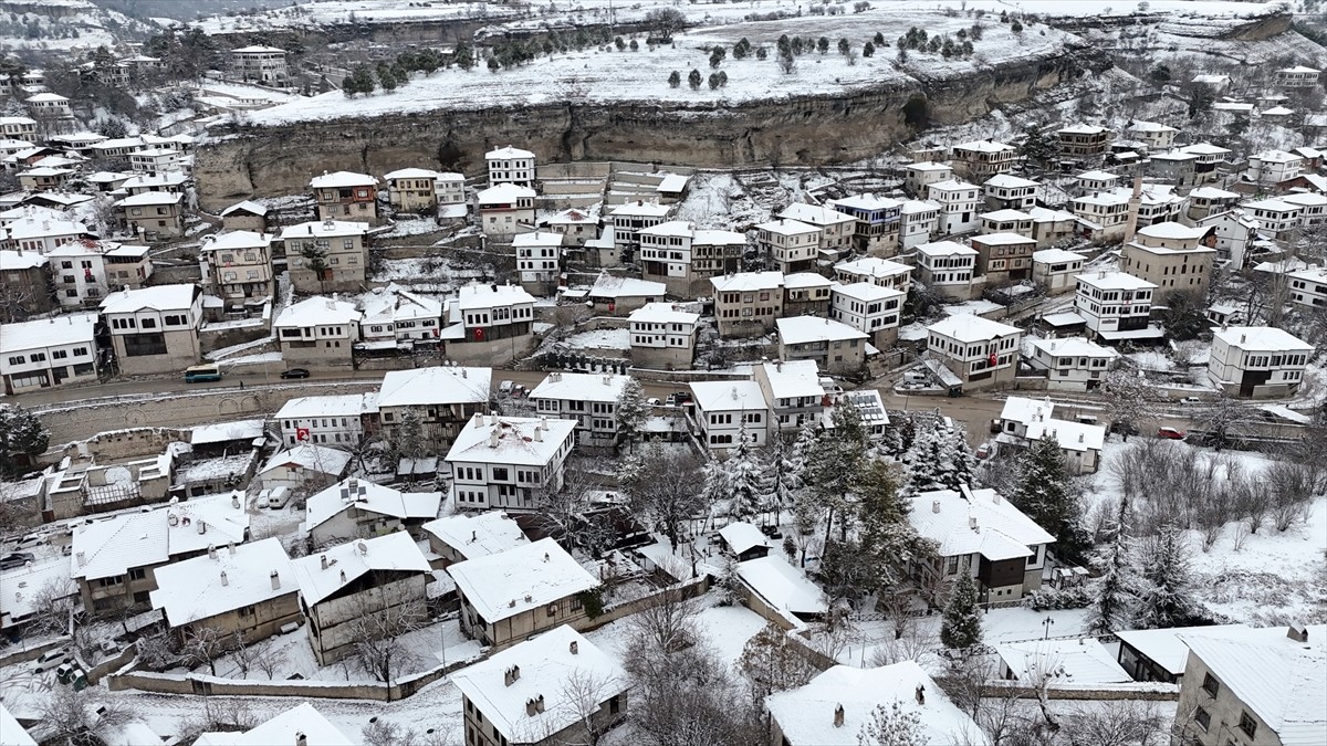 UNESCO Dünya Mirası Listesi'nde yer alan Karabük'ün tarihi konaklarıyla ünlü Safranbolu ilçesi...