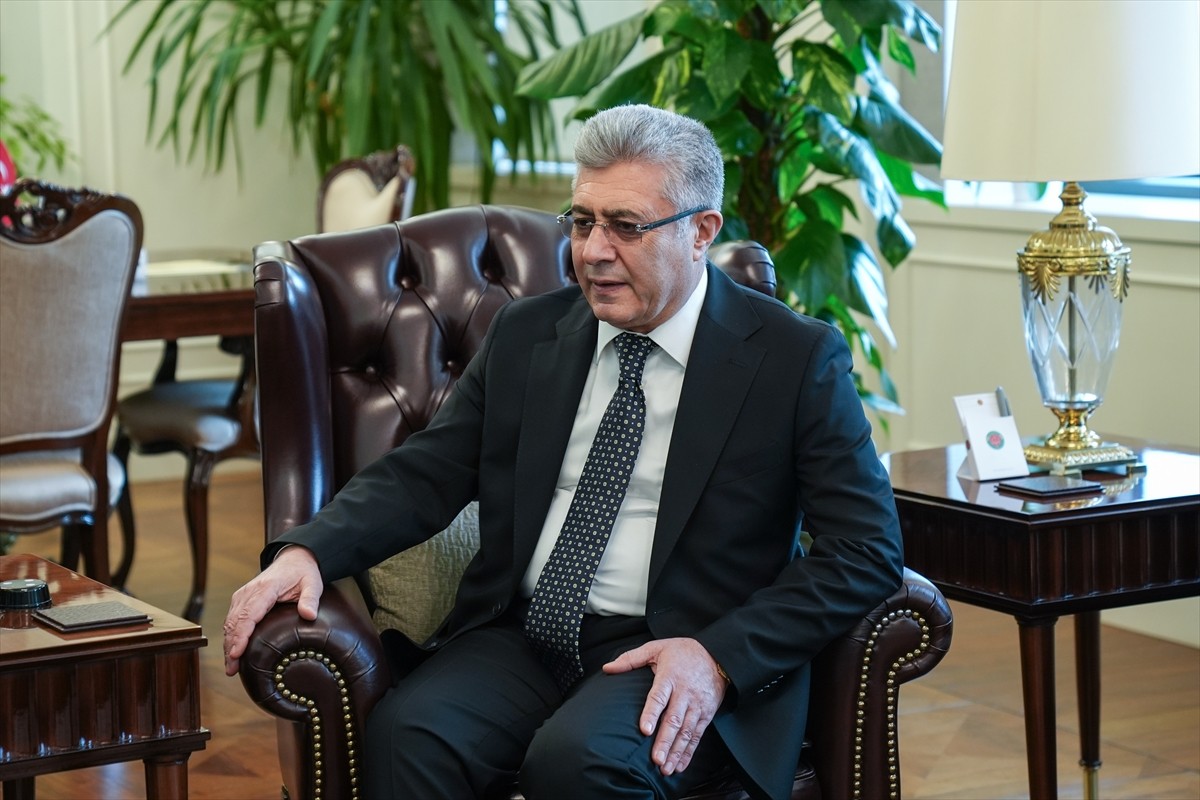 Yargıtay Cumhuriyet Başsavcısı Muhsin Şentürk (sağda), Bulgaristan Cumhuriyeti Başsavcıvekili...