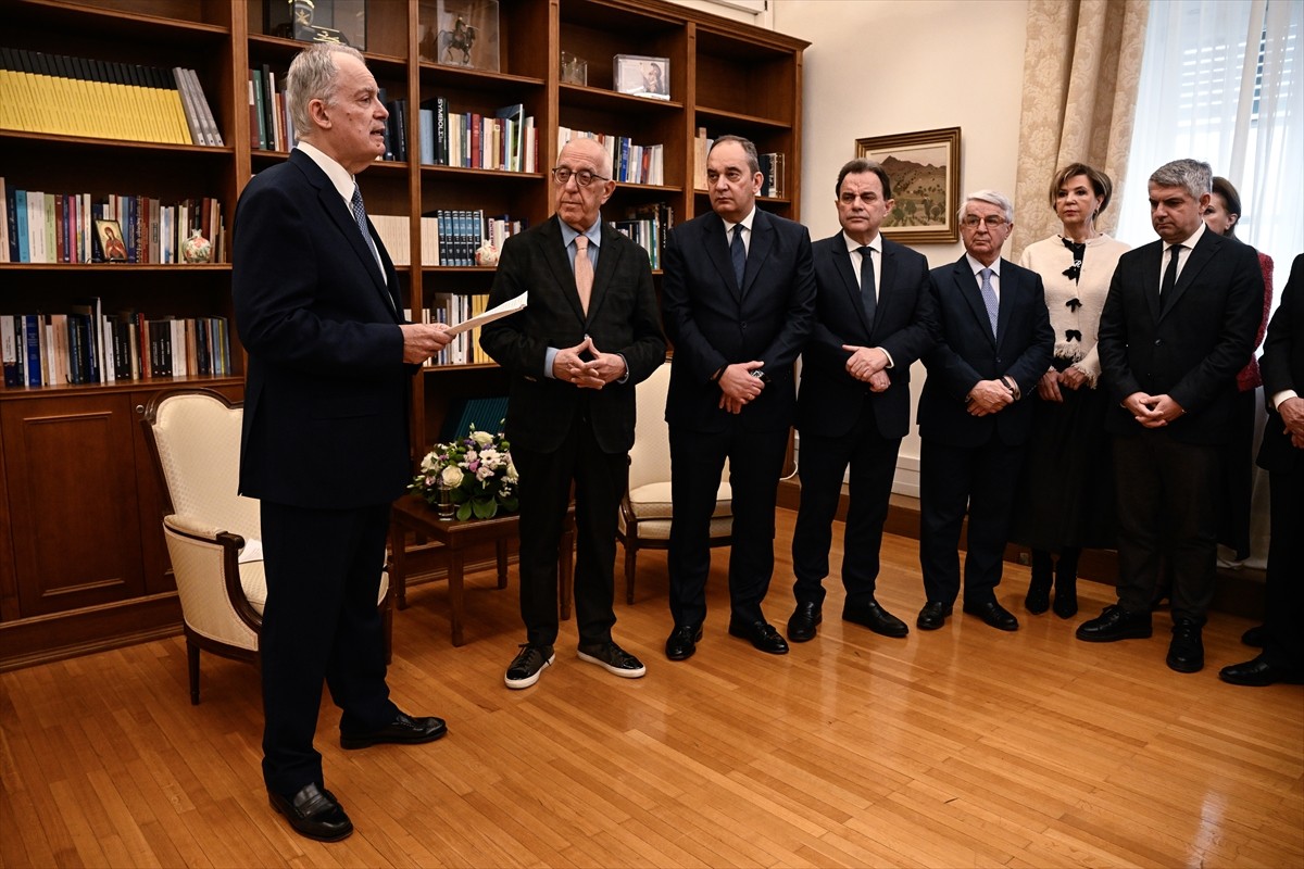 Yunanistan Parlamentosunda yapılan 4. tur oylamada, yeni cumhurbaşkanı Konstantinos Tasulas...