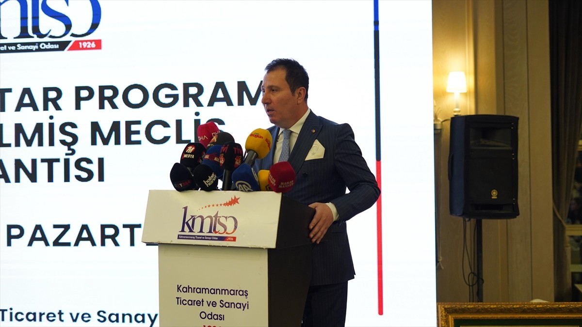 AK Parti Genel Başkan Yardımcısı Fatma Betül Sayan Kaya, çeşitli temaslarda bulunmak üzere geldiği...