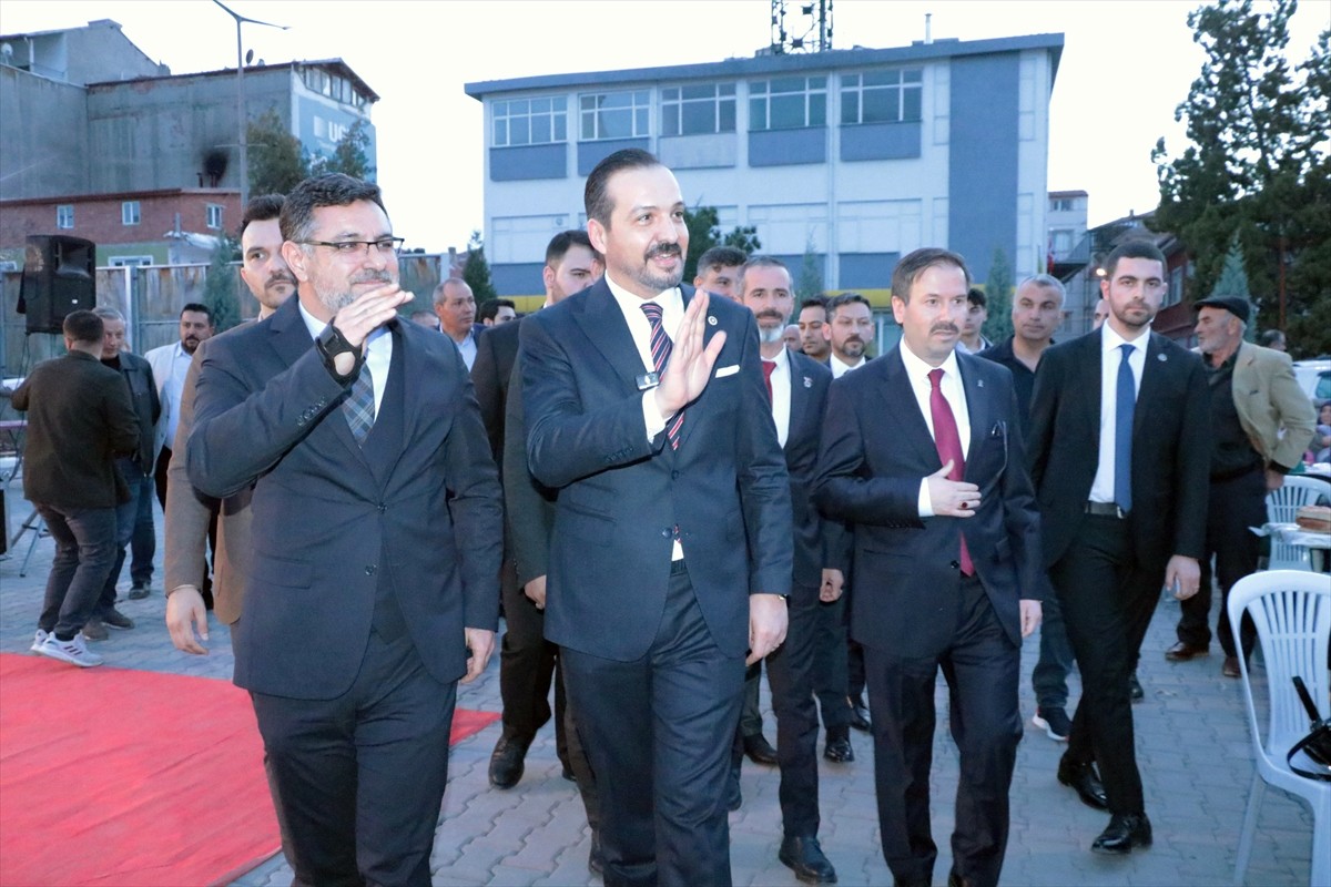 AK Parti Genel Başkan Yardımcısı Kürşad Zorlu, partisinin düzenlediği Teşkilat Buluşması ve İftar...