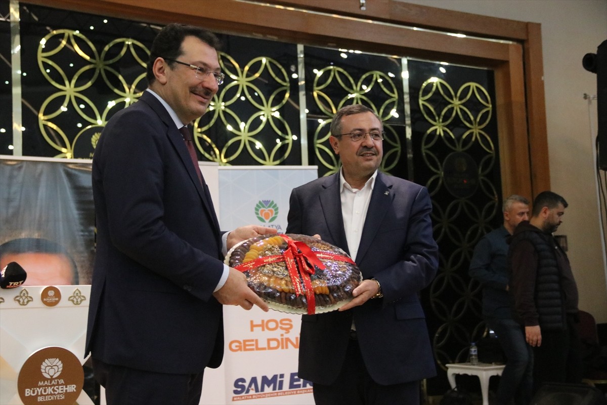 AK Parti Genel Başkan Yardımcısı ve Seçim İşleri Başkanı Ali İhsan Yavuz, AK Parti Malatya İl...