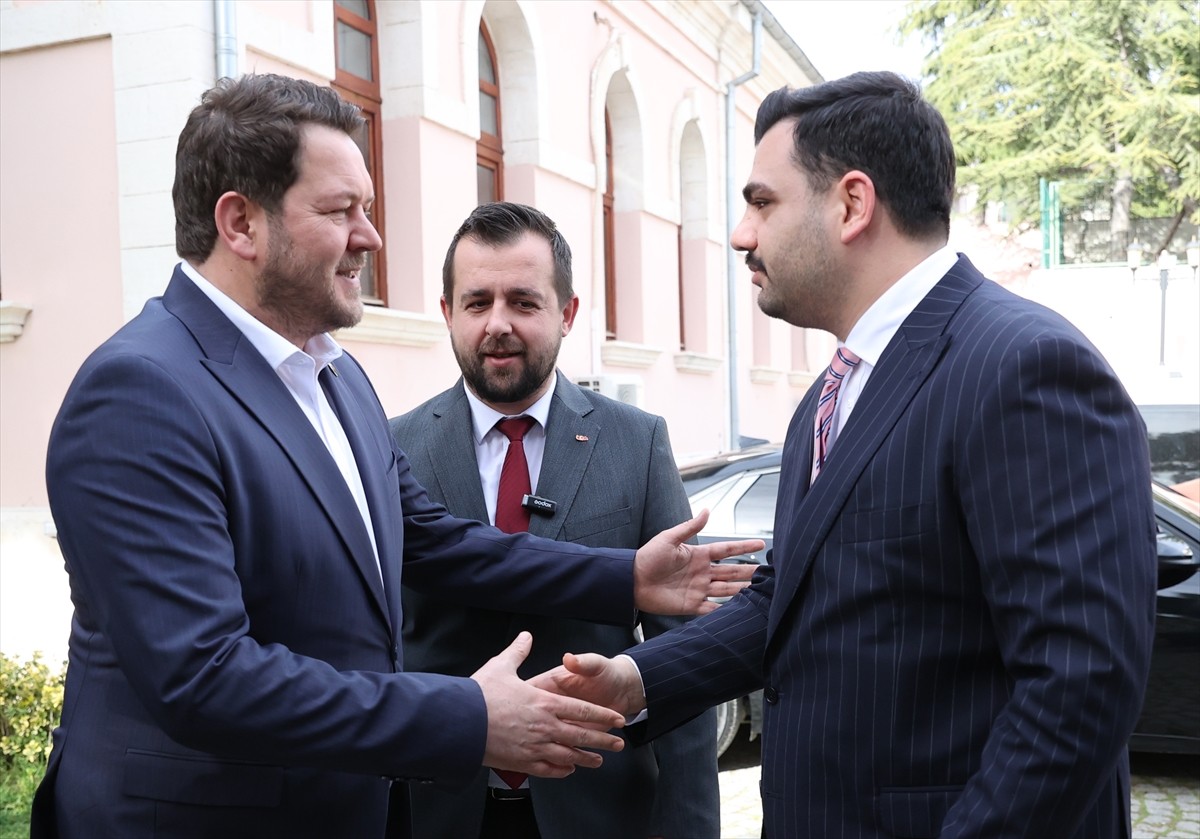 AK Parti Genel Sekreteri ve İzmir Milletvekili Eyyüp Kadir İnan, Kırklareli'nde ziyaretlerde...