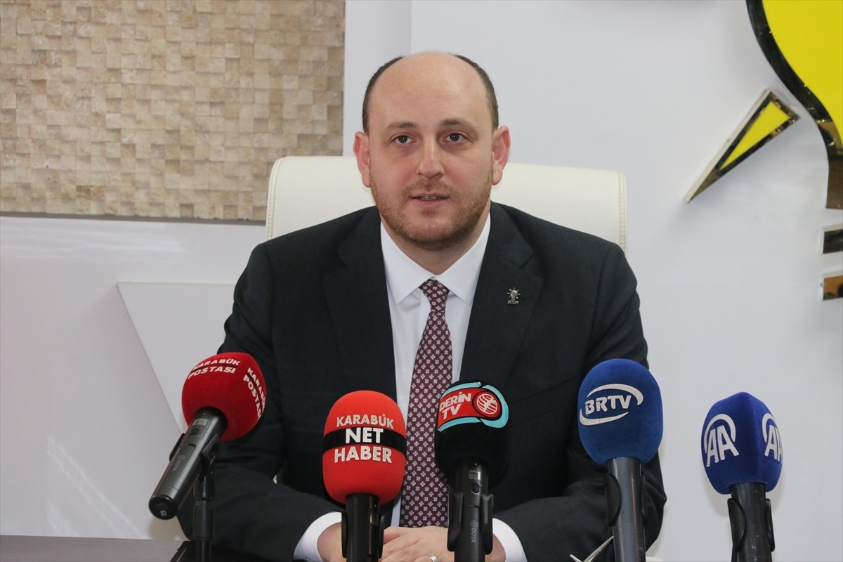 AK Parti Teşkilatlardan Sorumlu Genel Başkan Yardımcısı Ahmet Büyükgümüş, programları kapsamında...