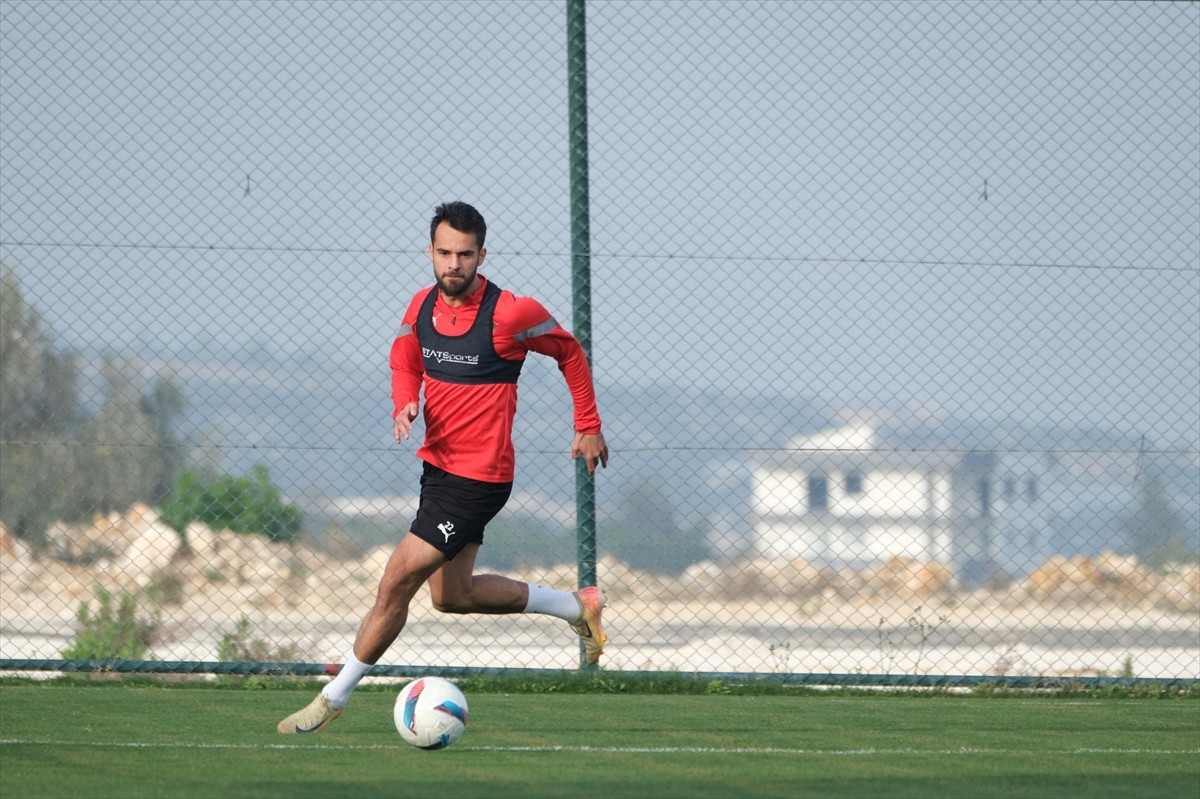 Atakaş Hatayspor, Trendyol Süper Lig'in 29. haftasında deplasmanda Bellona Kayserispor ile...