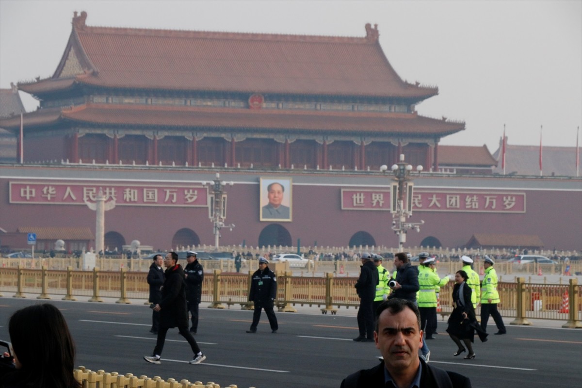 Çin’in en üst düzey yasama organı Ulusal Halk Kongresinin (ÇUHK), yıllık genel kurulunun açılış...