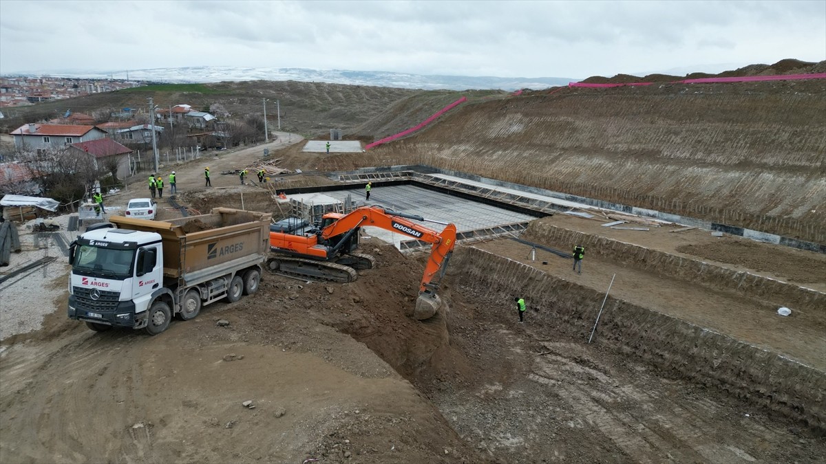 Çorum Belediyesince, su şebekesinde yaşanacak arıza durumunda kentin yaklaşık yüzde 80'ine su...