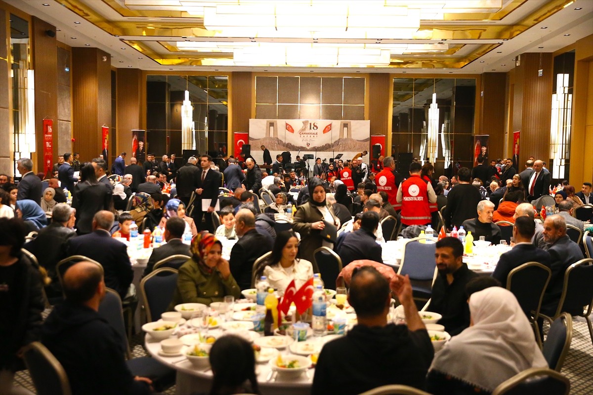 Diyarbakır'da 18 Mart Şehitleri Anma Günü ve Çanakkale Deniz Zaferi'nin 110. yıl dönümü...