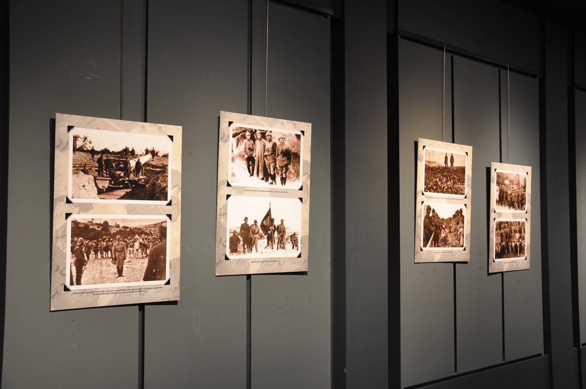 Eskişehir'de 18 Mart Şehitleri Anma Günü ve Çanakkale Deniz Zaferi'nin 110. yıl dönümü dolayısıyla...