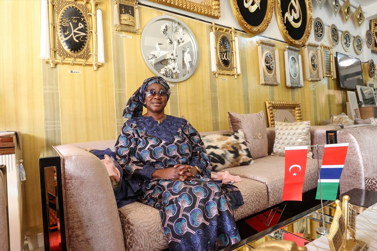 Gambiya'daki iş insanları, ülkede birçok sektörde yatırım fırsatlarının bulunduğunu belirterek...