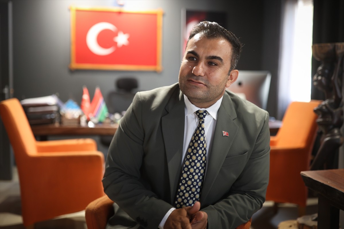 Gambiya'daki iş insanları, ülkede birçok sektörde yatırım fırsatlarının bulunduğunu belirterek...