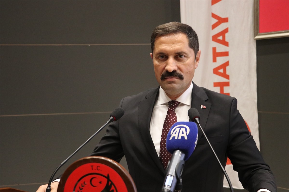 Hatay'da şehit yakınları ve gazilere törenle Devlet Övünç Madalyası ve Beratı takdim...