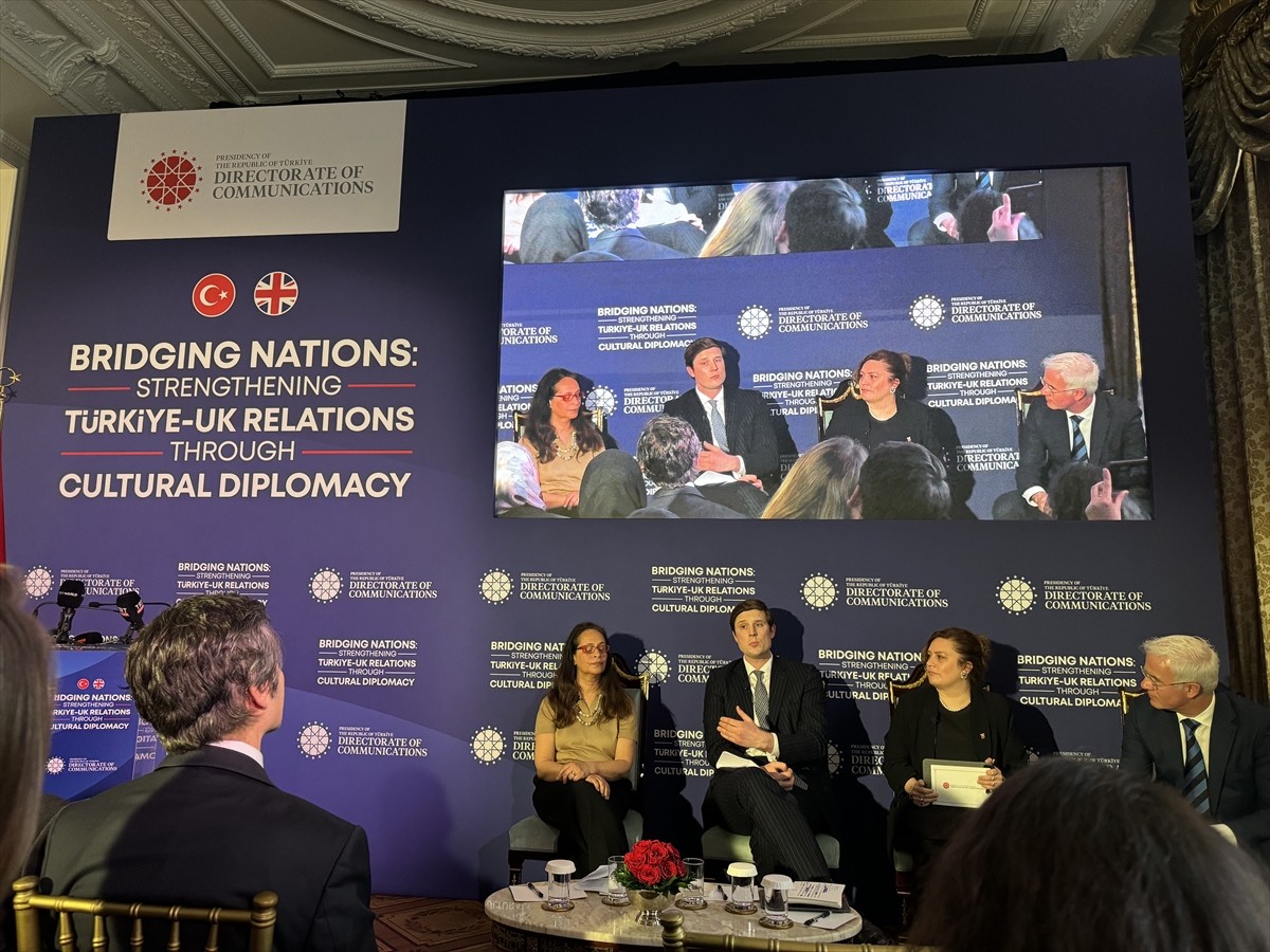 İngiltere'nin başkenti Londra'da Türkiye Cumhuriyeti Cumhurbaşkanlığı İletişim Başkanlığı...
