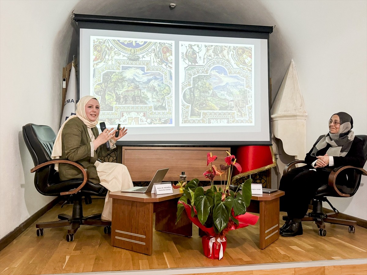 İstanbul'da, Türkiye Yazma Eserler Kurumu Başkanlığınca (TYEK) "Vatikan Apostolik Kütüphanesi ve...