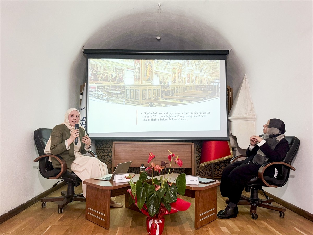 İstanbul'da, Türkiye Yazma Eserler Kurumu Başkanlığınca (TYEK) "Vatikan Apostolik Kütüphanesi ve...