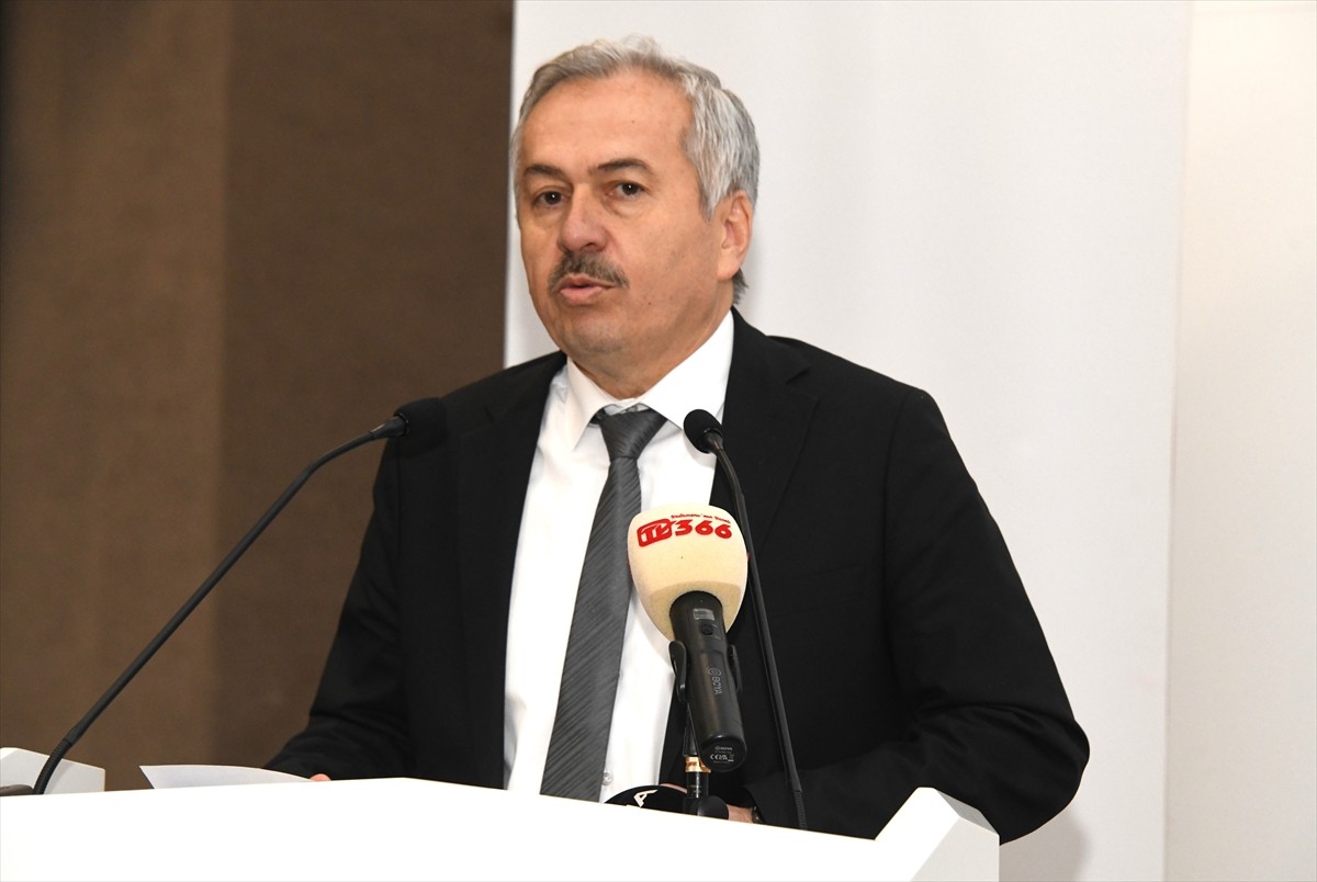 Kastamonu'da Aile ve Sosyal Hizmetler İl Müdürlüğünün koordinesinde "2025 Aile Yılı Çalıştayı"...