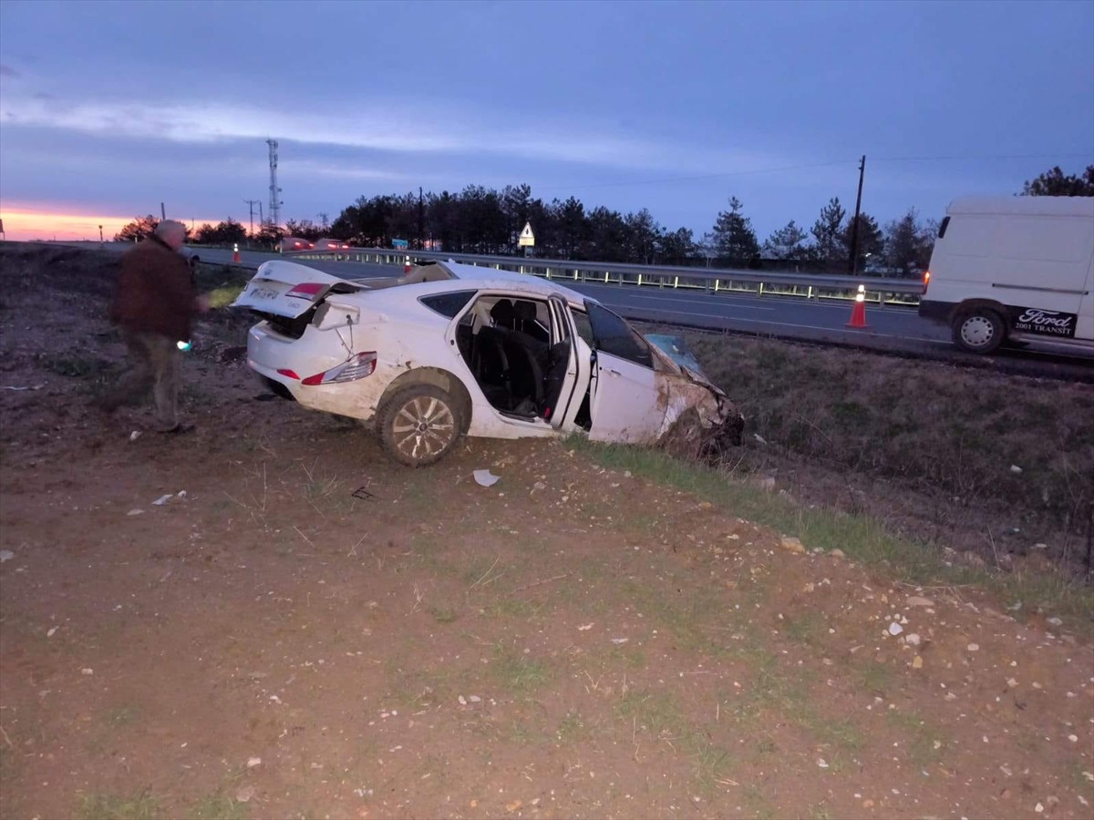 Kırklareli'nde otomobilin takla atması sonucu 1 kişi öldü, 1 kişi yaralandı. 