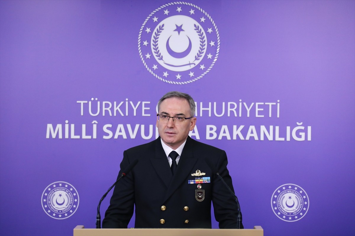 Milli Savunma Bakanlığı Basın ve Halkla İlişkiler Müşaviri ve Bakanlık Sözcüsü Tuğamiral Zeki...