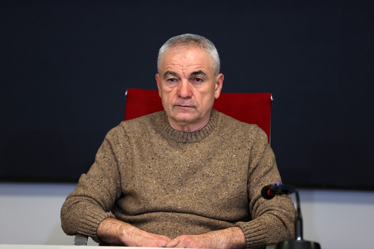 Net Global Sivasspor'da teknik direktörlük görevine getirilen Rıza Çalımbay, tek amaçlarının...