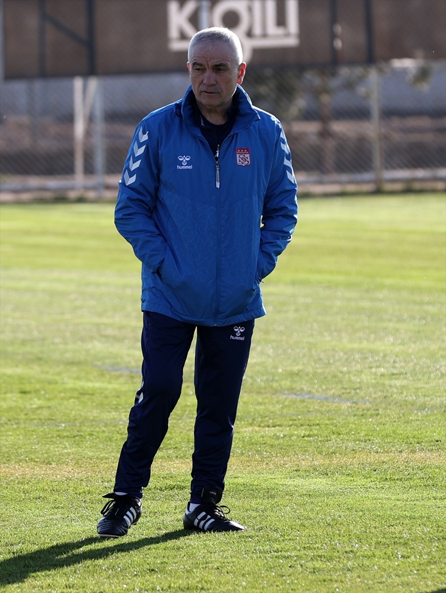 Net Global Sivasspor, Trendyol Süper Lig'in 28. haftasında deplasmanda Atakaş Hatayspor ile...