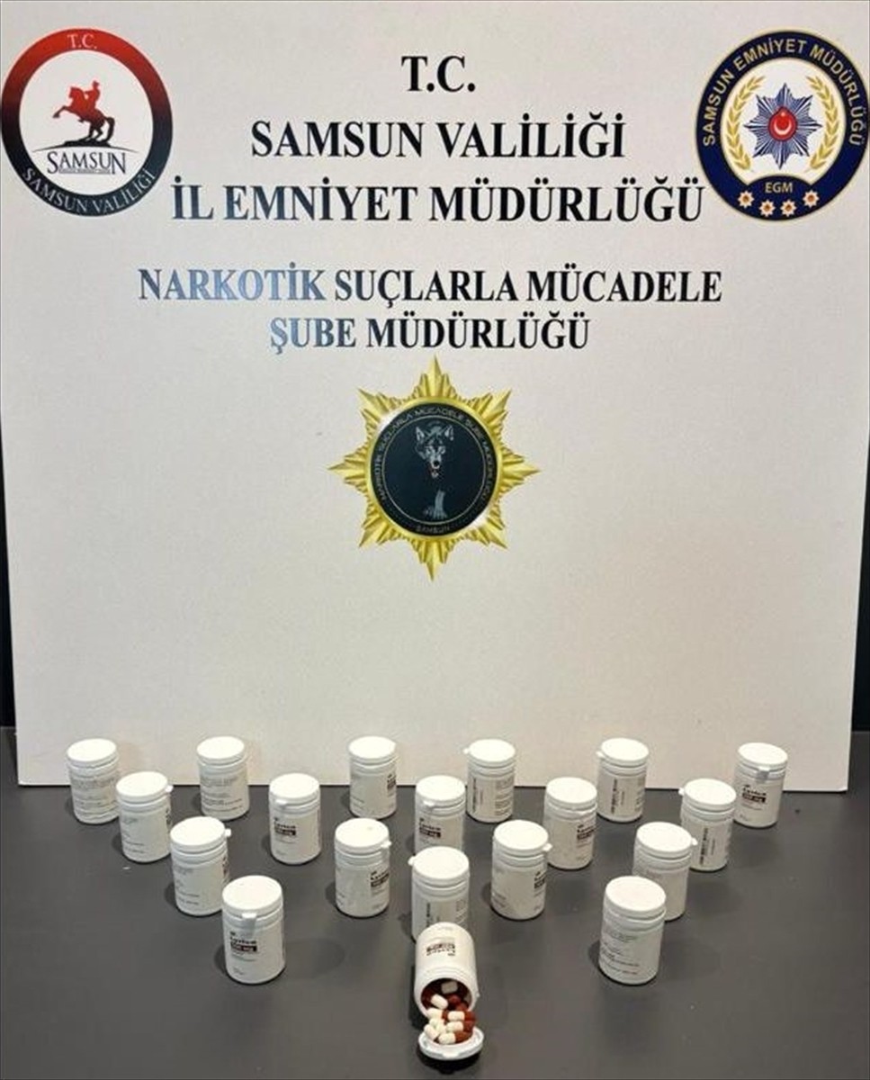 Samsun'da düzenlenen uyuşturucu operasyonunda 3 şüpheli gözaltına alındı. 