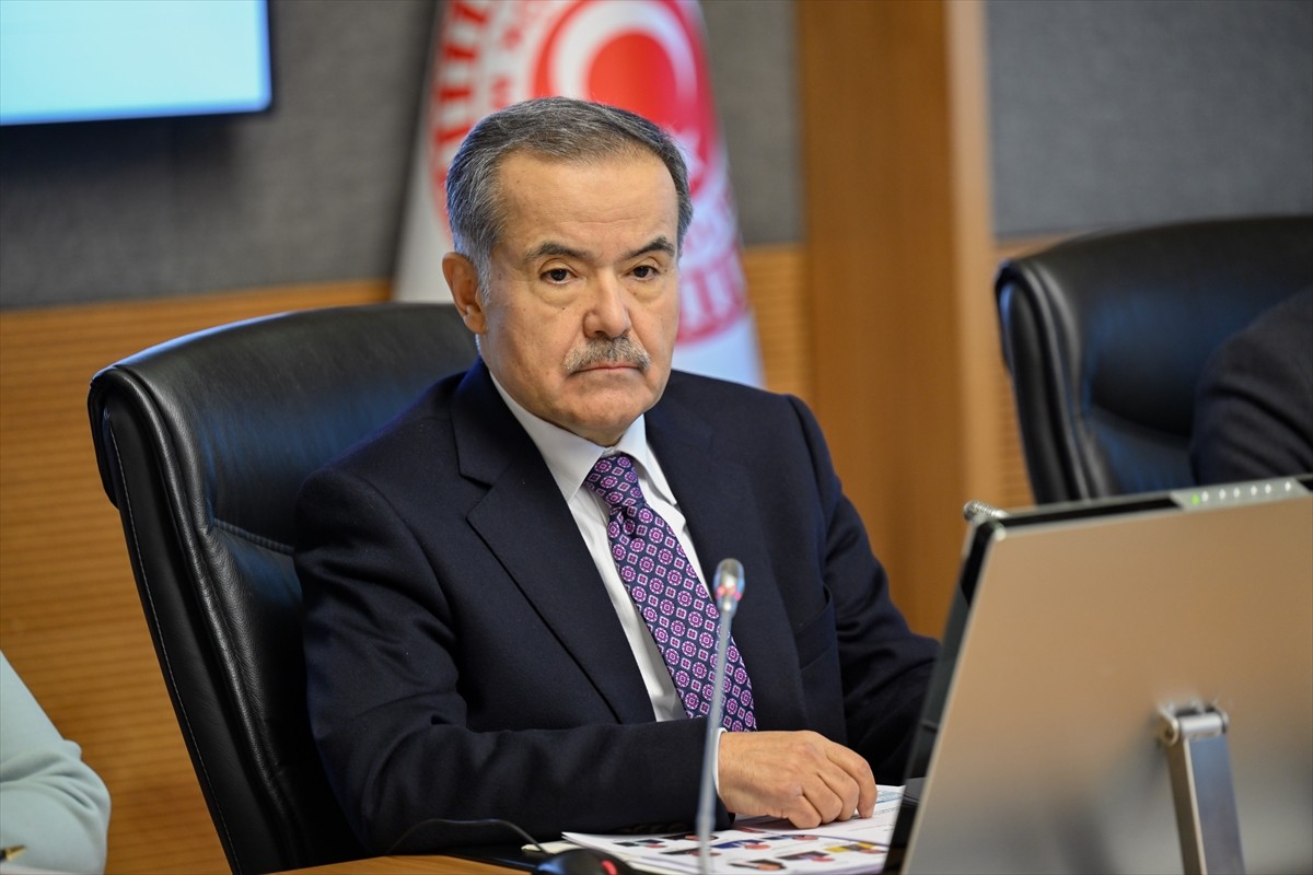 TBMM Çocuklara Karşı Şiddet ve İstismarı Araştırma Komisyonu, AK Parti Aksaray Milletvekili Cengiz...